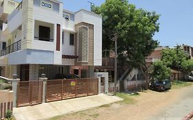 Jp Nivaas Guest House